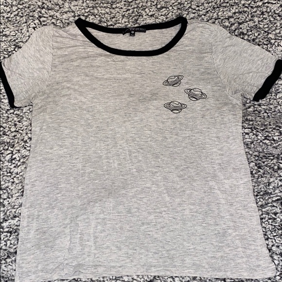 t-shirt - Picture 1 of 3